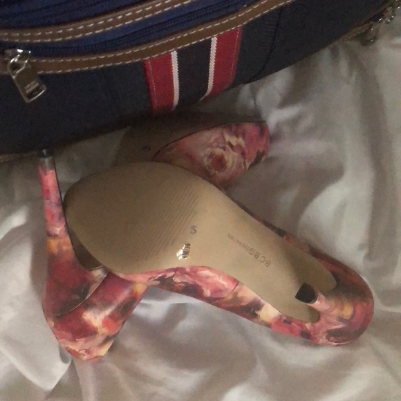 Pattern shoes - Picture 3 of 3